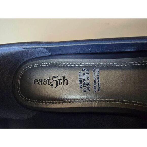 East 5th Grace Slip on Wedge Size 7.5 Navy - Picture 8 of 8